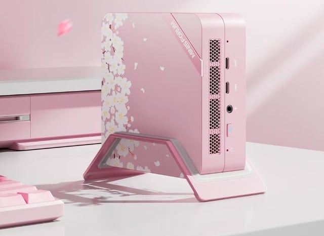 This mini computer is really suitable for girls