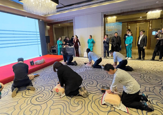 “Save a Heart’s Life” Cardiopulmonary Resuscitation Challenge was held during the 7th Chest Pain Center Quality Control Conference