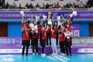 Spelling “Bo” and returning to celebrate the New Year, Bohai Bank helped Tianjin Women’s Volleyball Team write “5 consecutive championships” and win the 16th league championship